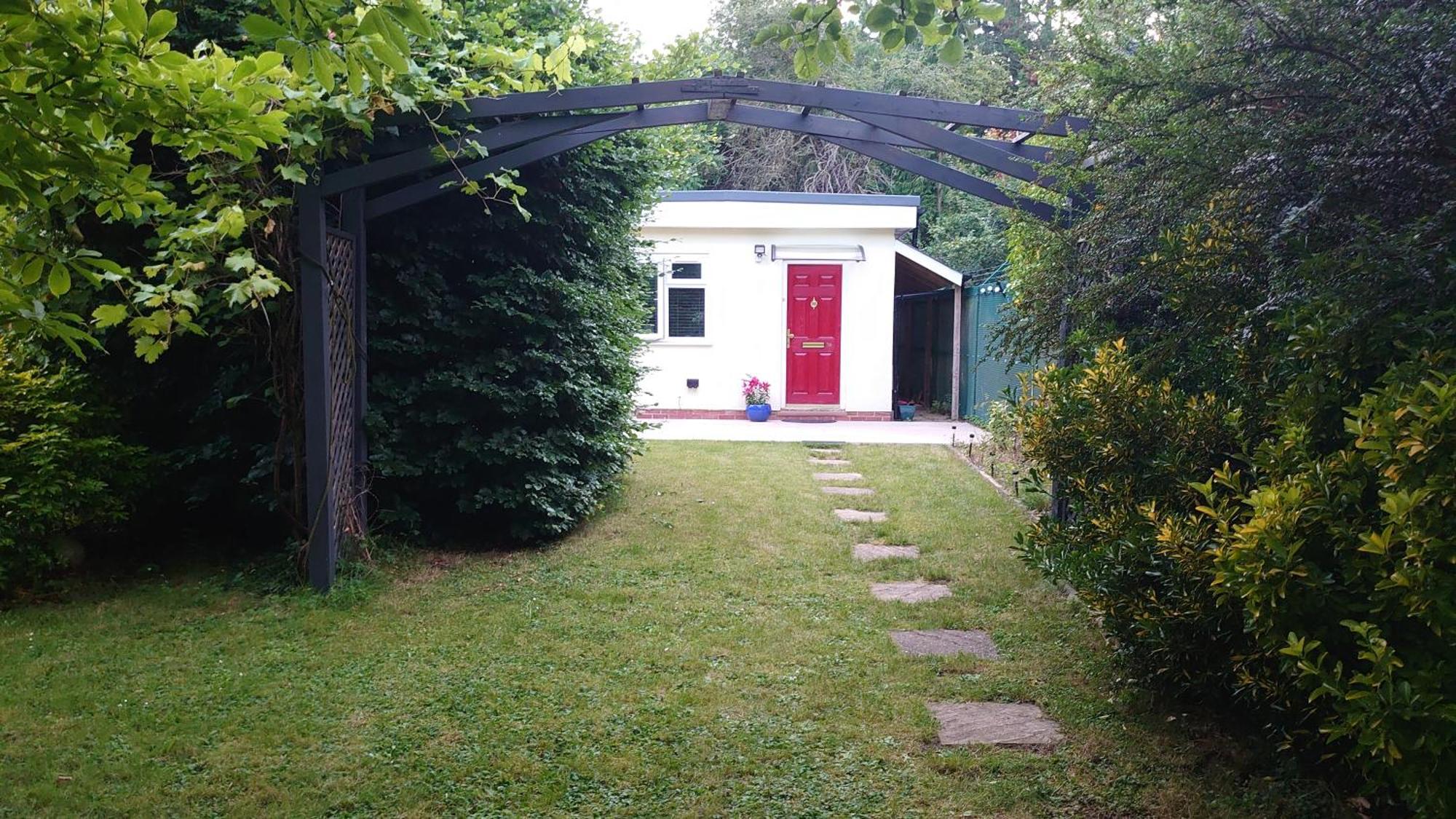 Chiltern Nursuries Apartment